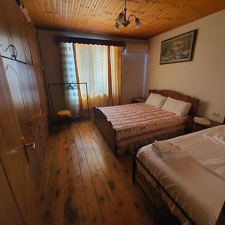 Hida Guest House Gjirokastër Extérieur photo